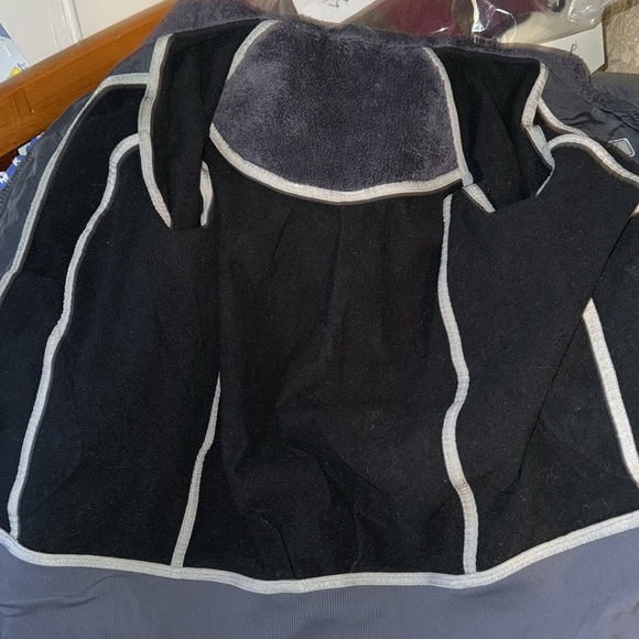 Fleece lined Lululemon zip up jacket S - Picture 10 of 10
